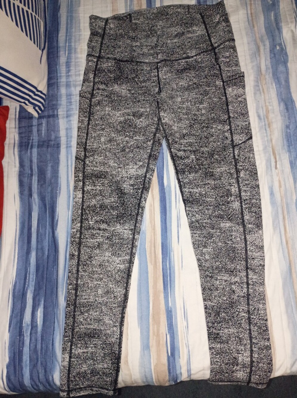 Gray Marled Athletic Leggings with Side Pocket